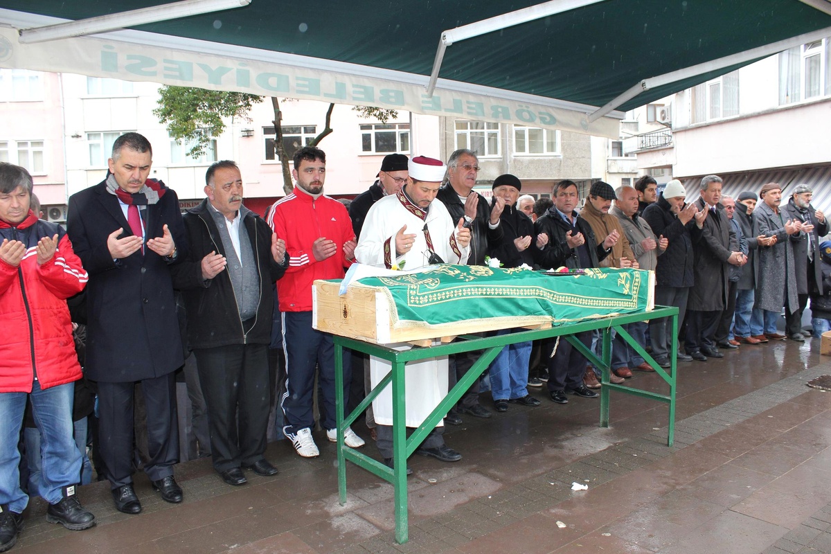 Giresun\'da Emekli Öğretmen Eyüp Yılmaz Vefat Etti