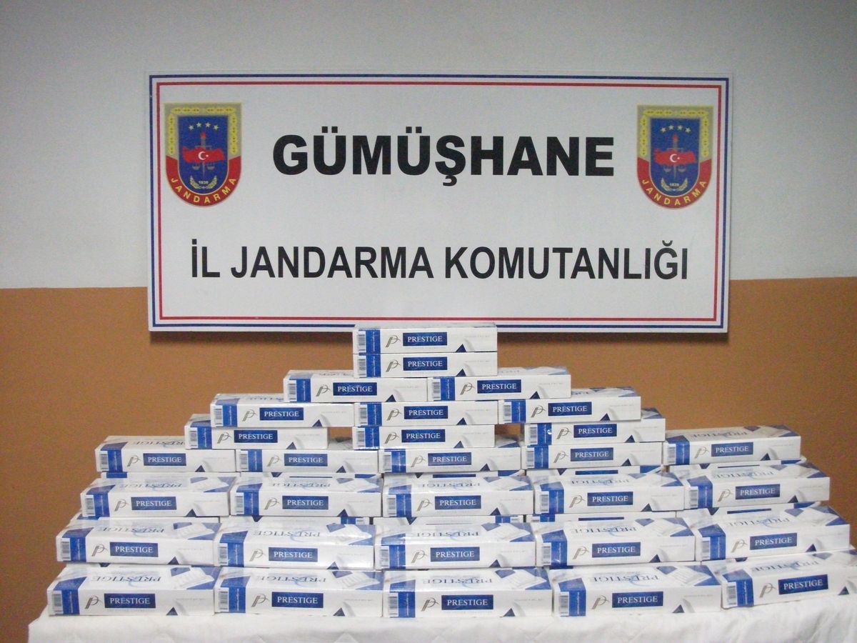 Gümüşhane\'de Kubar Esrar ve Kaçak Sigara Yakalandı