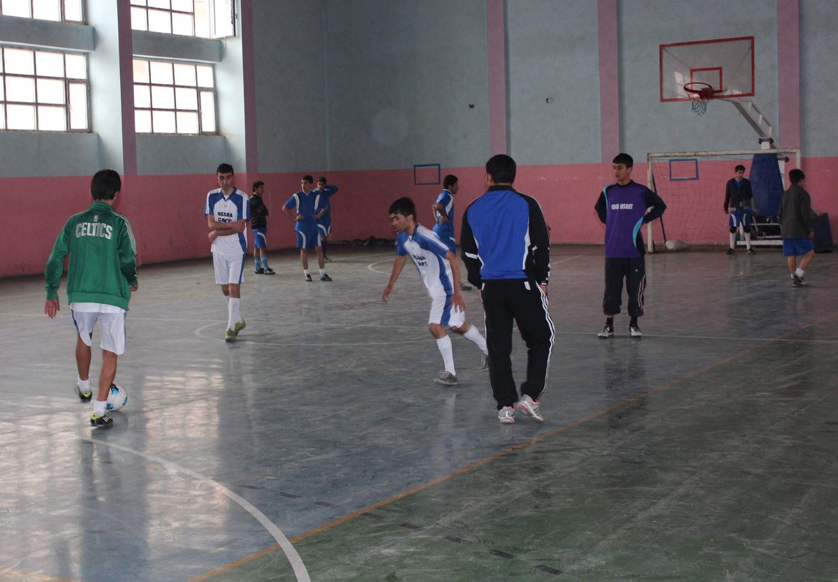 Hakkari\'de Futsal Müsabakaları Başladı