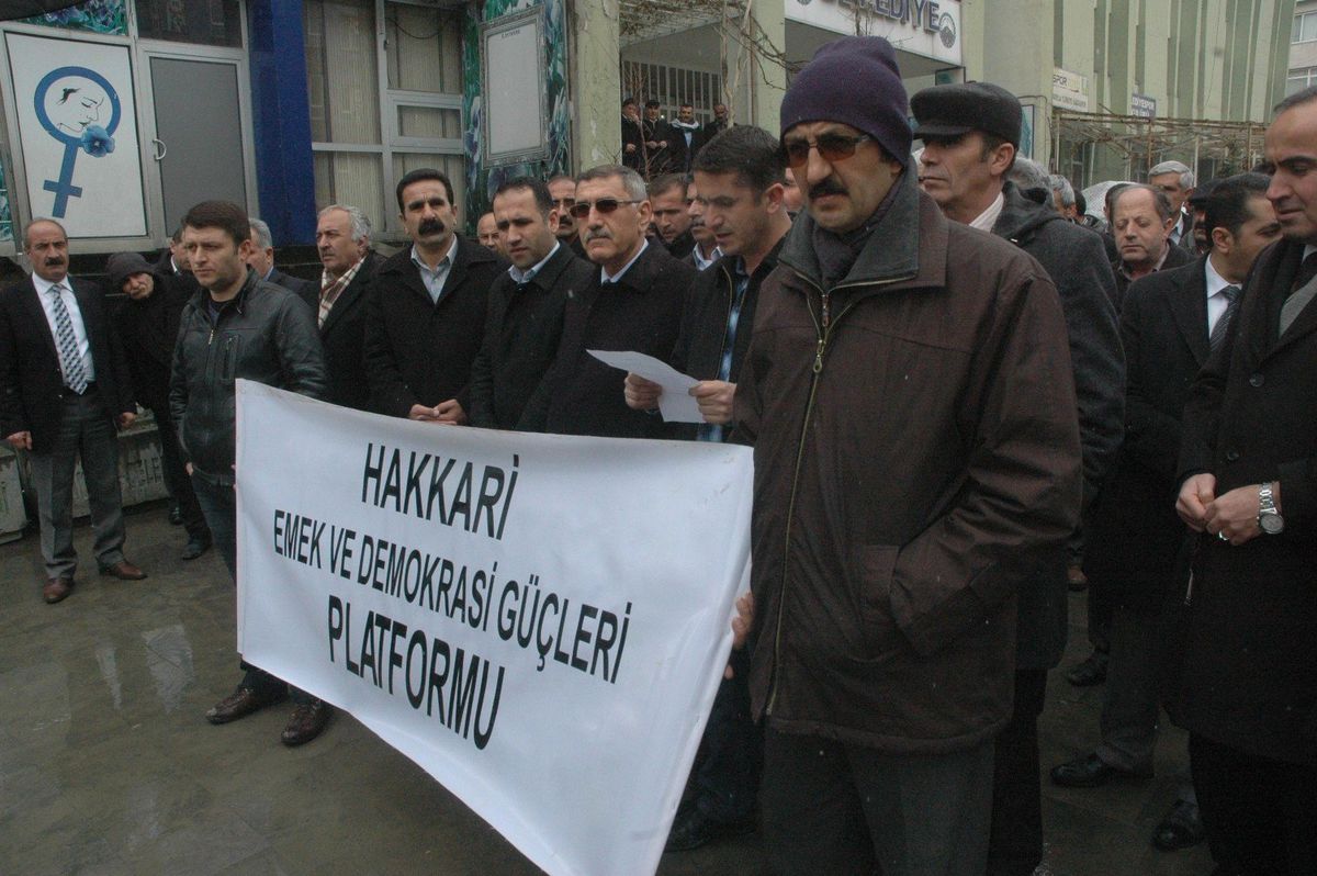 Hakkari\'den Suriye İçin Yardım Kampanyası