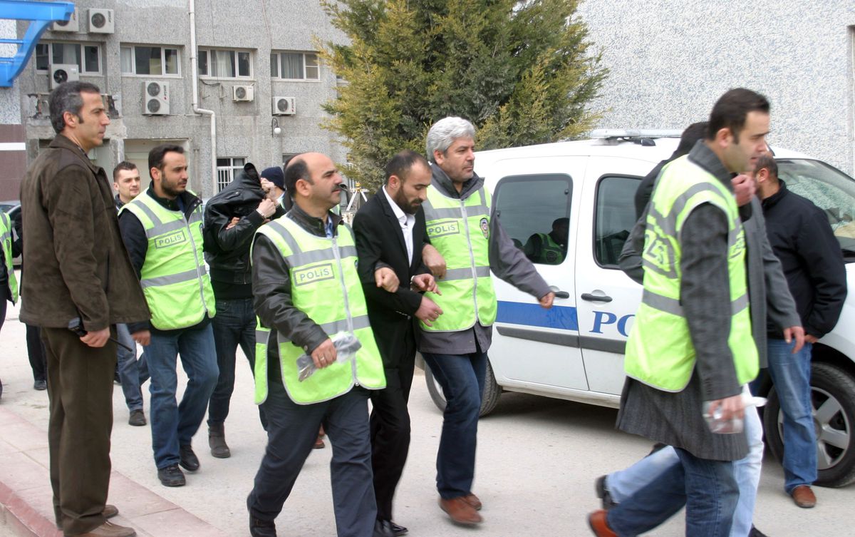Kasa Görünce Dayanamıyor Soyuyormuş