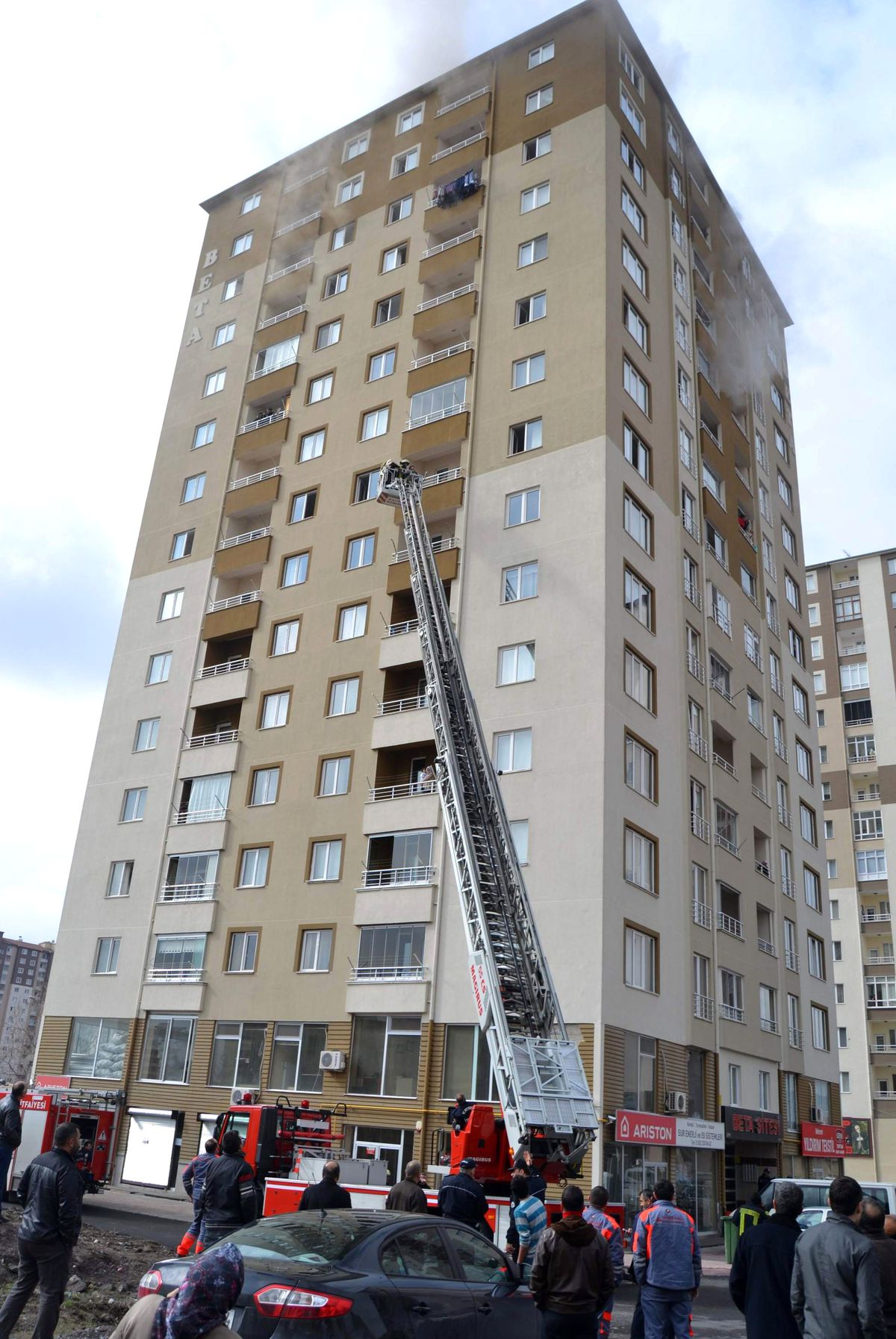 Kayseri\'de Yangın Paniği