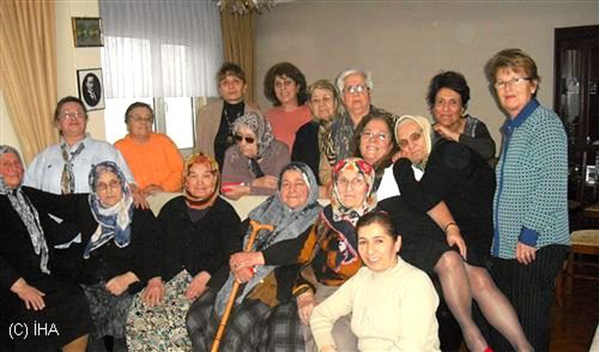 Kdz. Ereğli\'de Huzurevi Sakinlerine "Evi Koklama" Projesi Uygulması Sürüyor