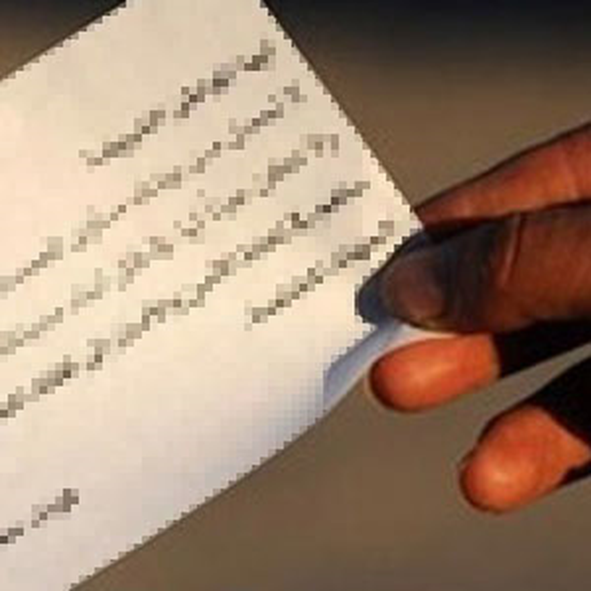 Kızına Yasa Dışı Bildiri Dağıttıran Ağabeyini Şikayet Etti
