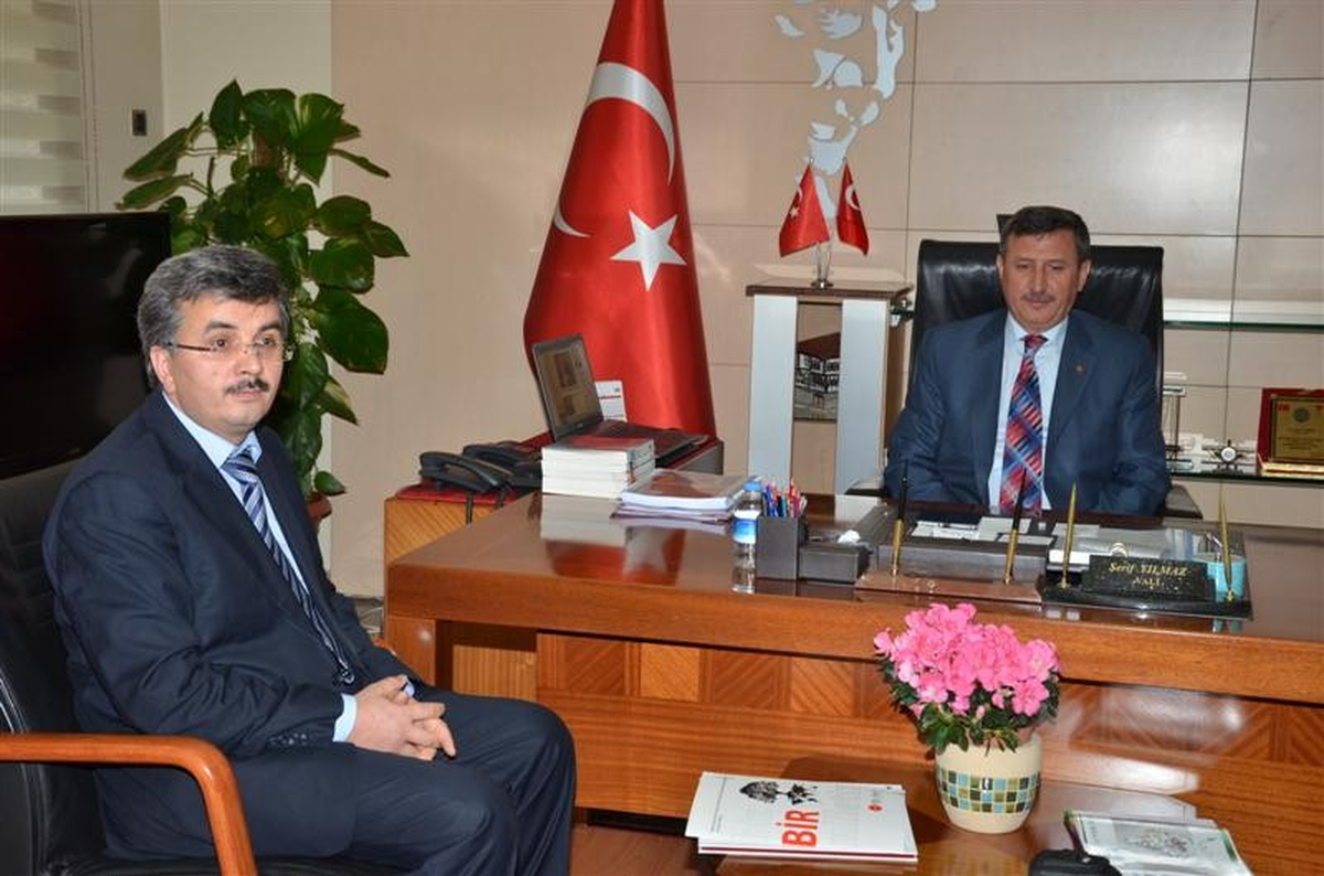 Kuder Yönetimi Vali Yılmaz\'ı Ziyaret Etti