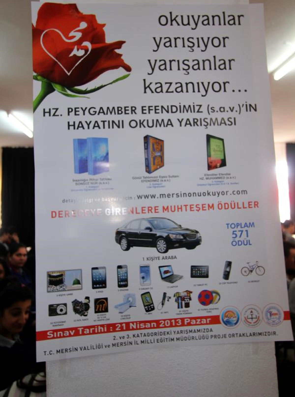 Mersin\'de, Umre ve Otomobil Ödüllü Okuma Kampanyası
