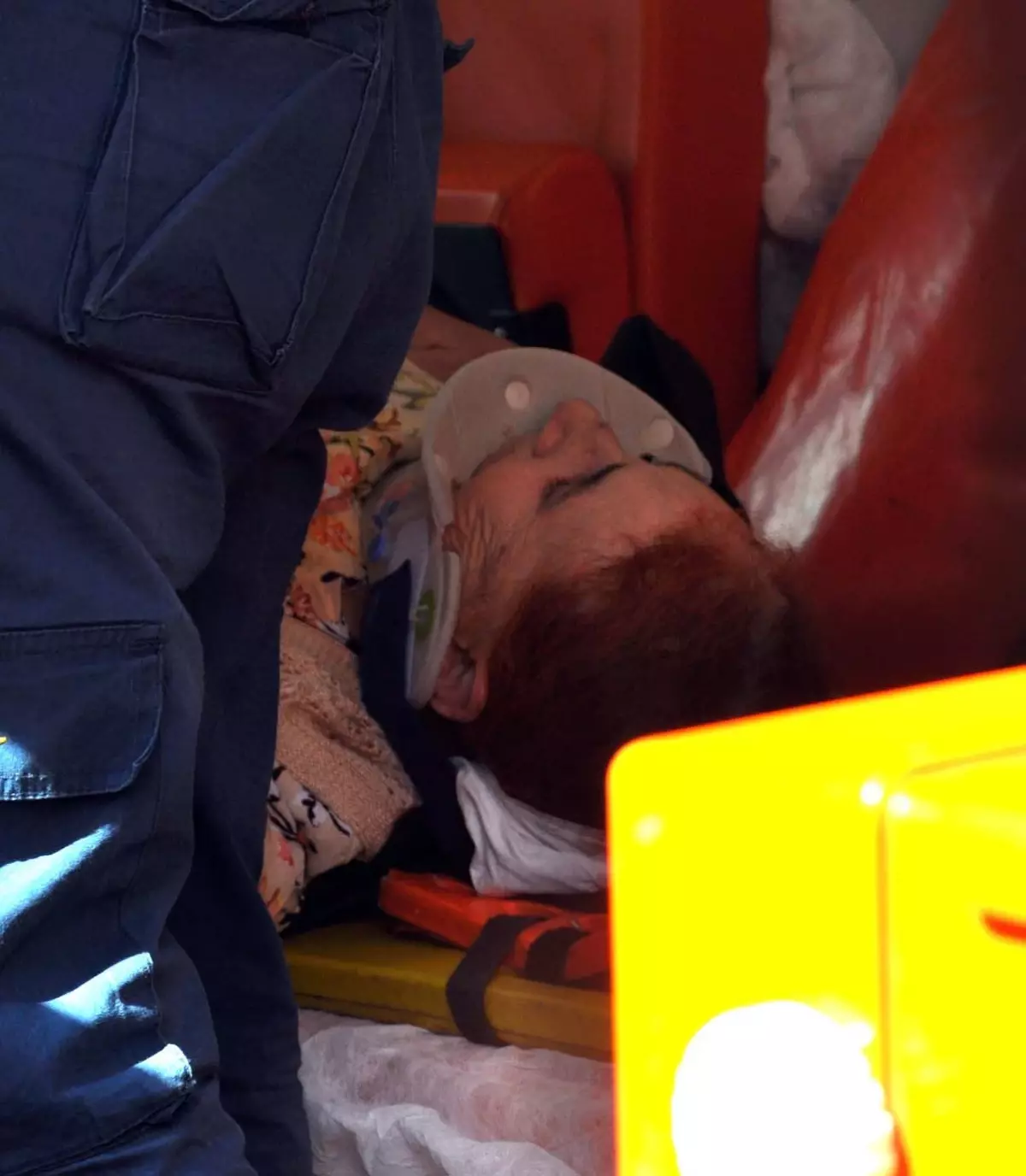 Otomobilin Çarptığı Kadın Yaralandı