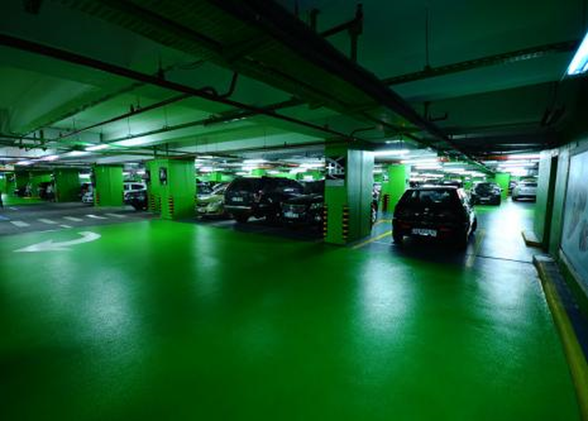 Otopark Ücreti Alan Avm\'ye Ağır Ceza