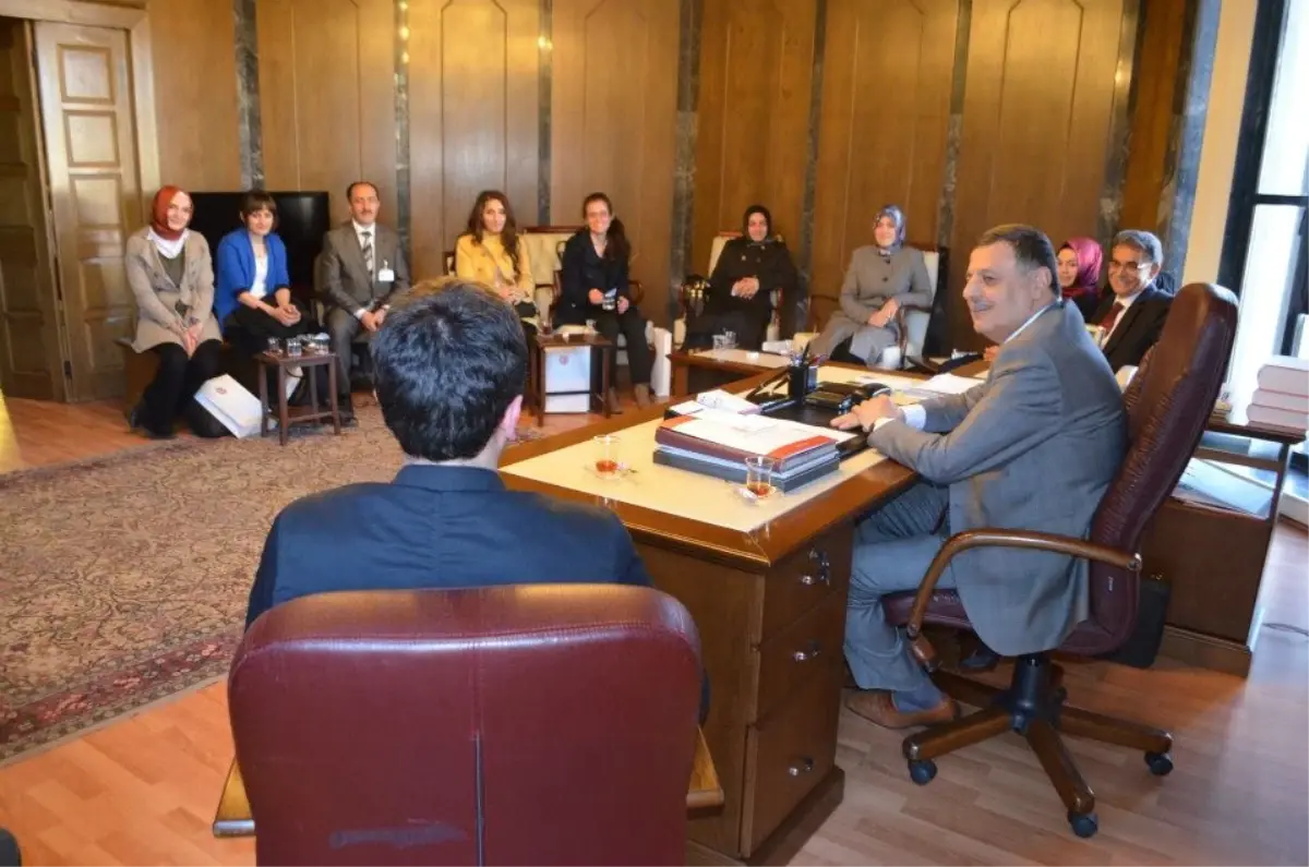 Pakdil\'den Kentsel Dönüşüm Yorumu