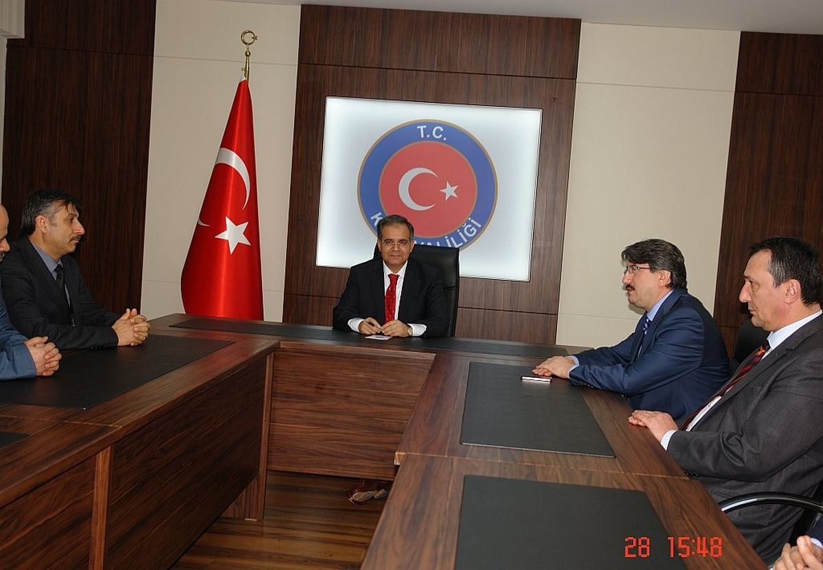 Hastane Heyeti, Vali Tapsız\'a Ziyarette Bulundu