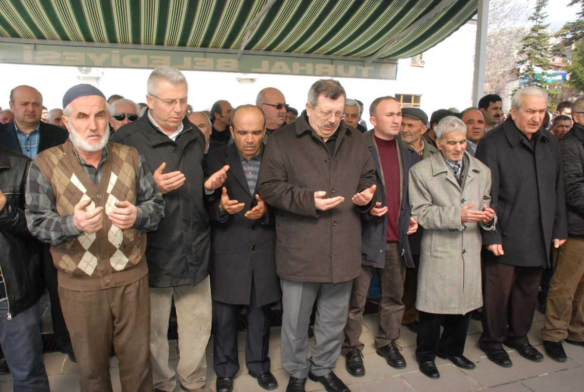 Tutuklu General Kılıçarslan\'a Cenaze İzni