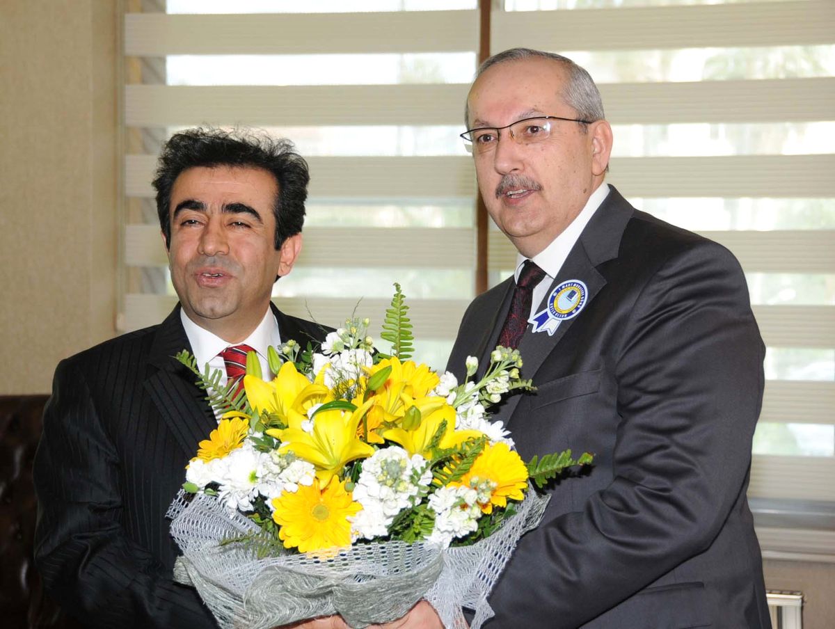 Mersin Valisi Güzeloğlu Muhasebecileri Kabul Etti