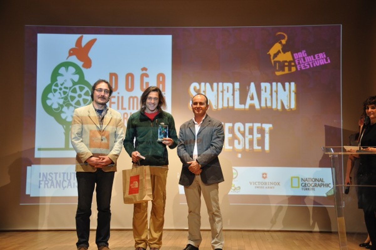 Yarışmanın Birincisi \'\'Termik İstemeyük\'\'