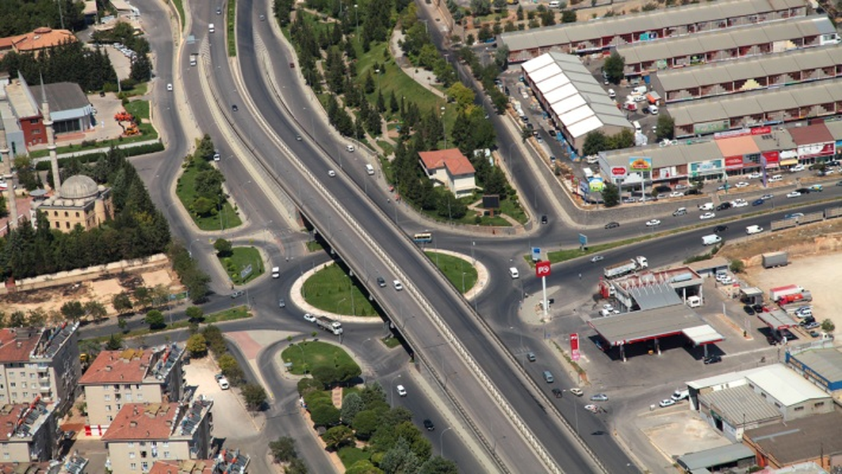 9 Yıla 12 Köprülü Kavşak Sığdırdık
