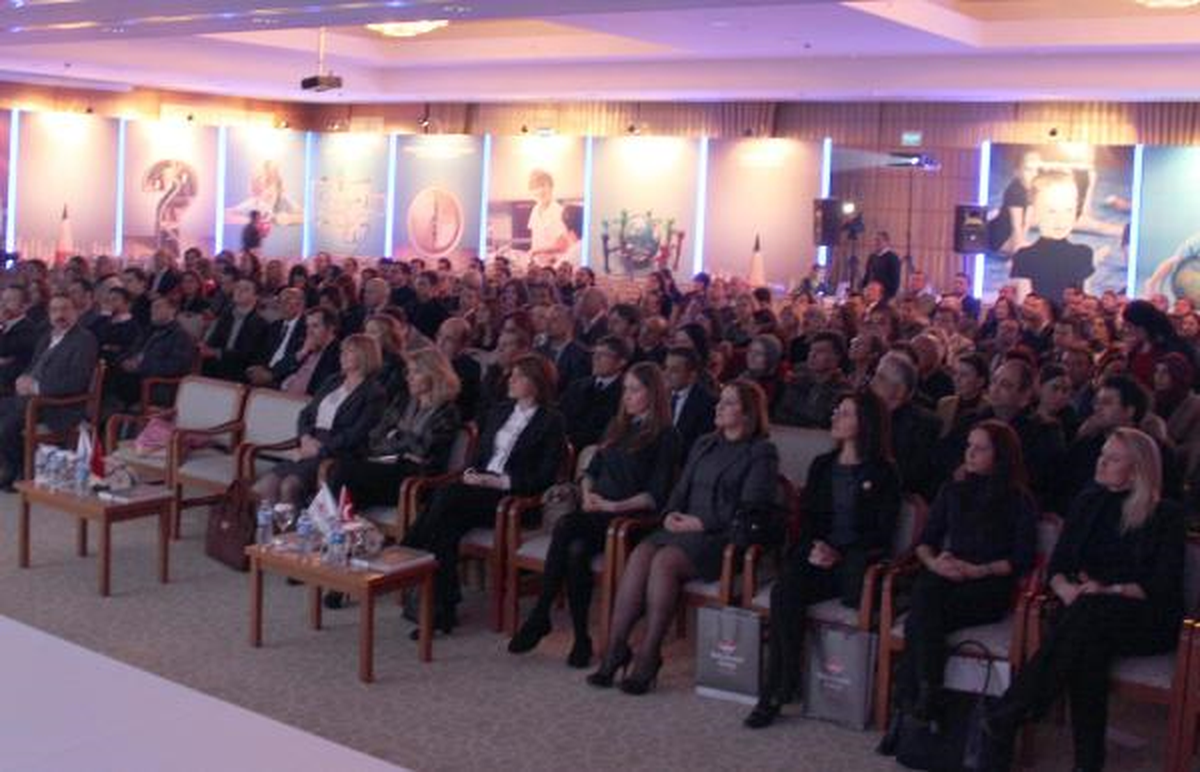 Bahçeşehir Koleji Denizli'ye Geliyor