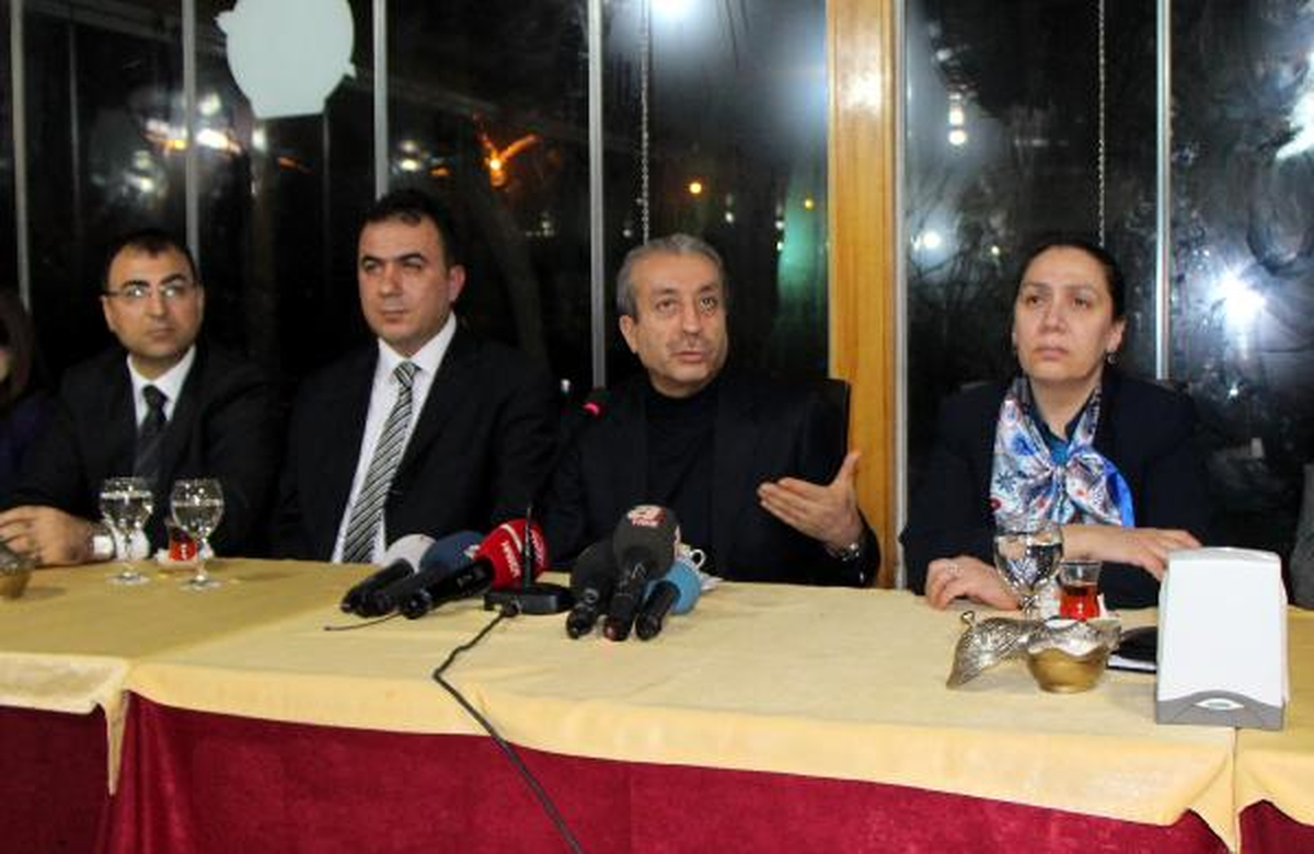 Bakan Eker: Süreçte Sadece Konuşması Gerekenler Konuşmalı