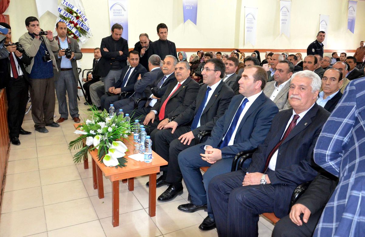 Bakan Yılmaz\'ın Şanlıurfa Temasları