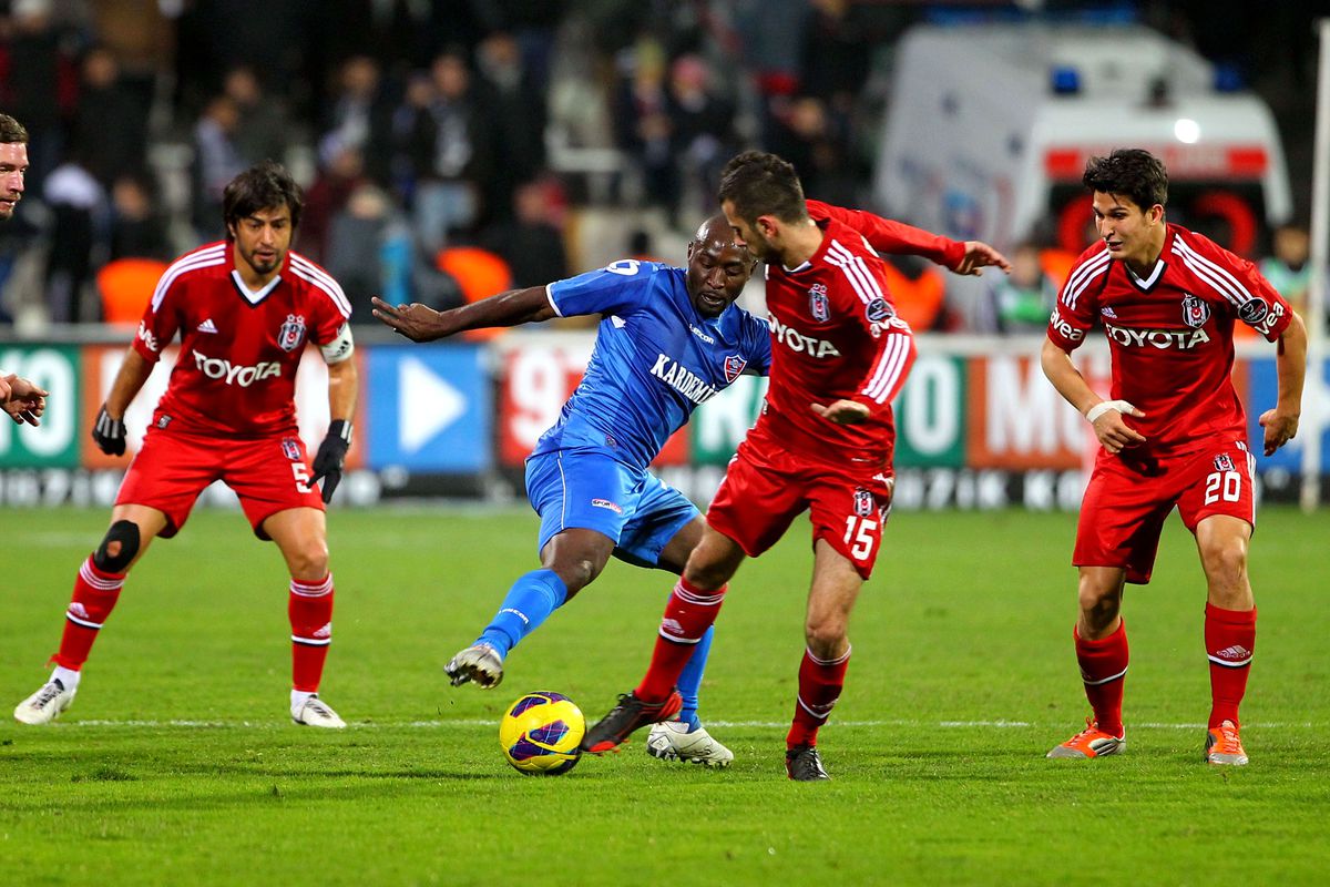 Oğuzhan ve Necip Derbi Kadrosunda
