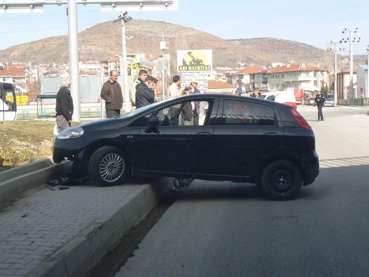 Bozüyük\'te Trafik Kazası, 1 Yaralı