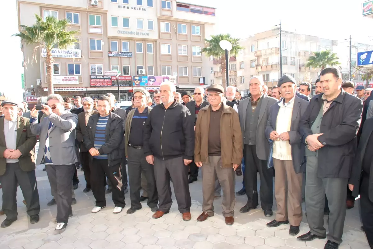 Didim'de Umreye Gidecekler Uğurlandı