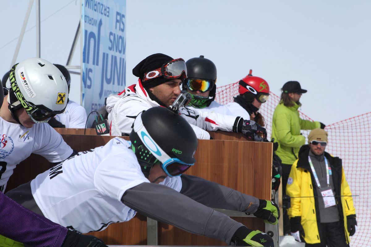 Dünya Gençler Snowboard Şampiyonası Erzurum\'da