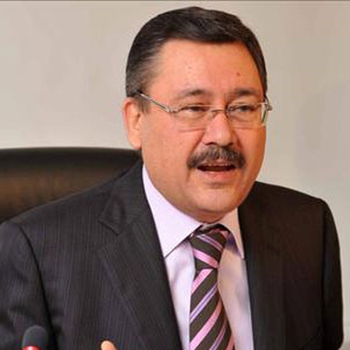 Gökçek\'den Mustafa Sarıgül Bombası