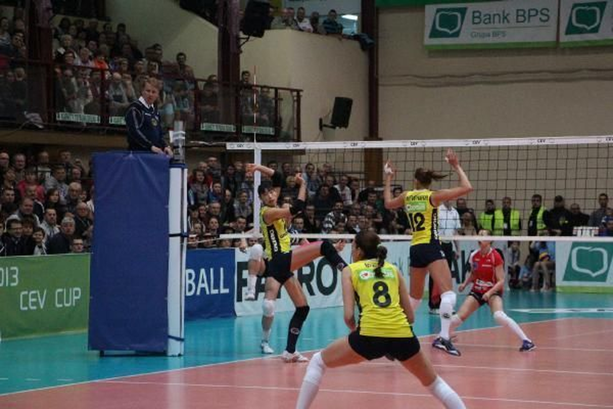 Kadınlar Cev Kupası\'nda Fenerbahçe İkinci Oldu