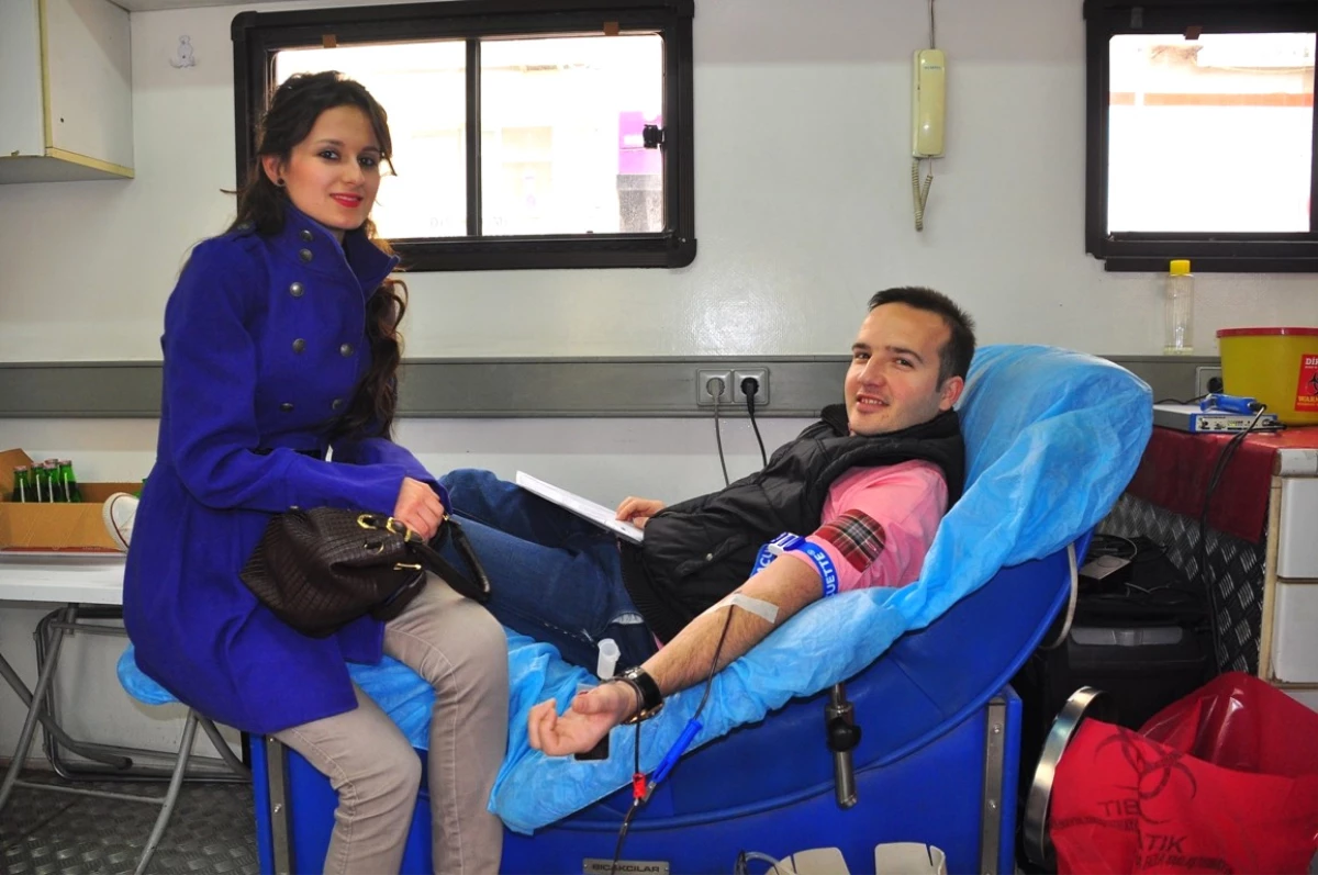 Kan Bağışı Kampanyasına Yoğun İlgi