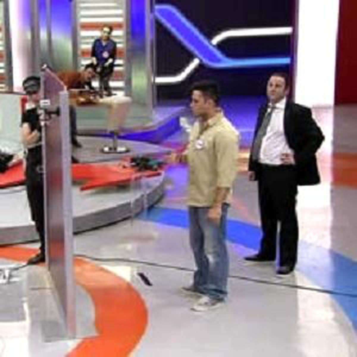 Kızlık Soyadı Pırasa, Evlenince Karpuz