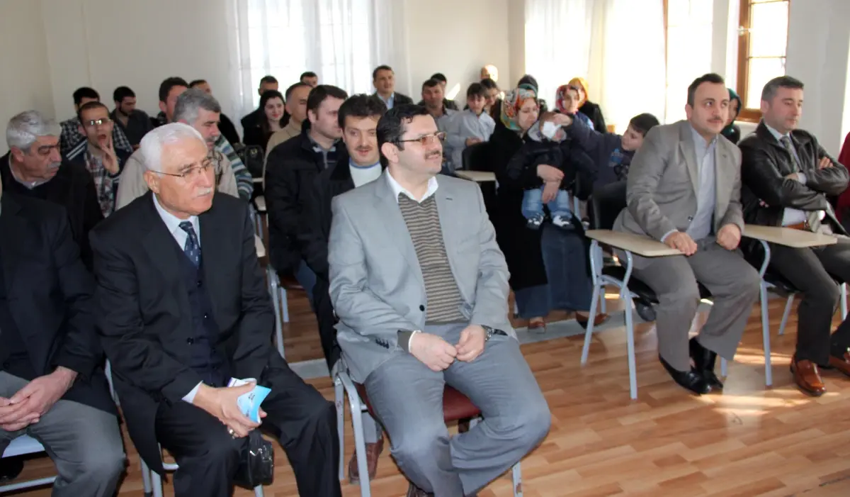Osmanlıca Kurslarına İlgi Giderek Büyüyor