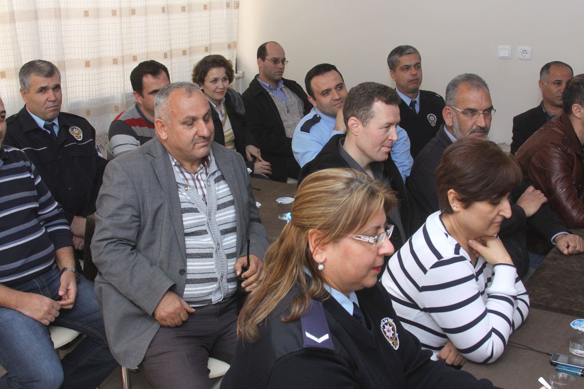 Polise "Beden Dili" Eğitimi
