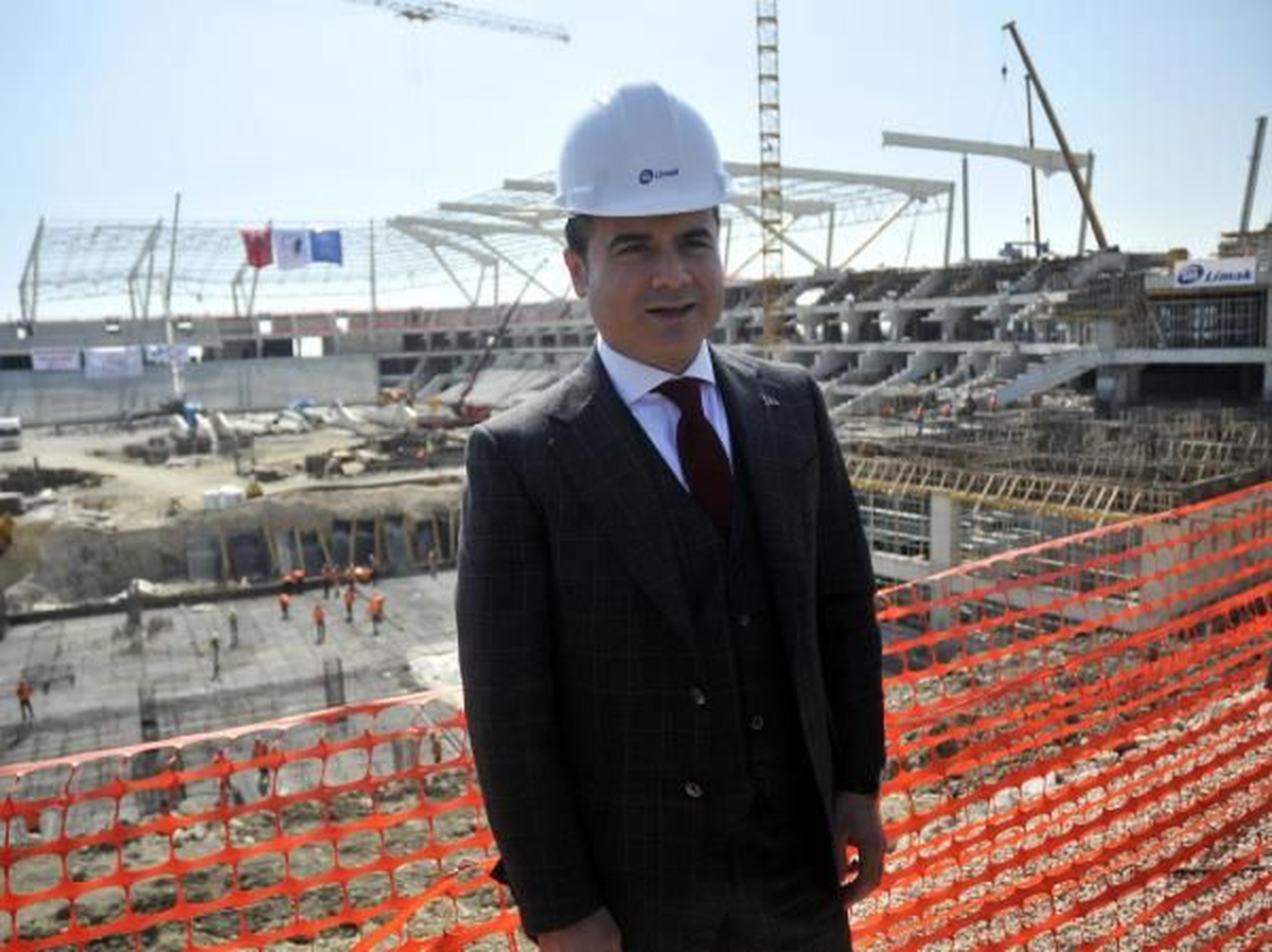 Bakan Kılıç: "Antalyalı, Stadına Sahip Çıkmalı"