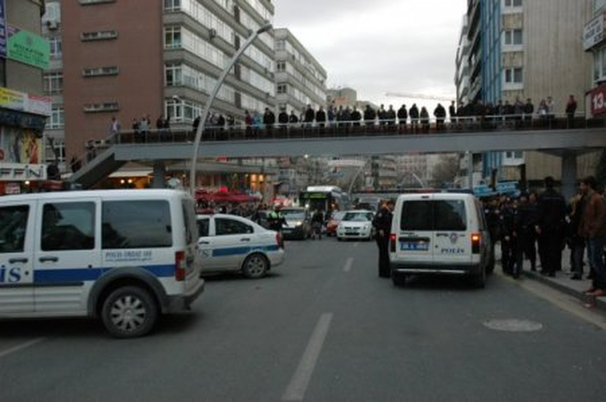 Başkentte Sokak Sanatçıları, Zabıta Gerginliği
