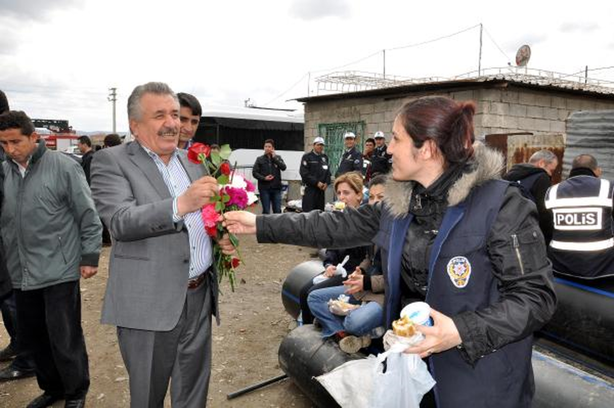 BDP\'li Akat: Siz Öldürdüğünüze İnandıkça, Biz Ölümsüzleştik