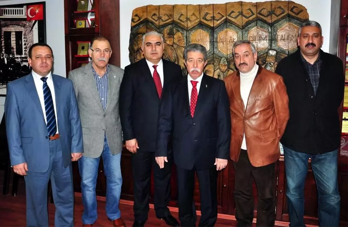 Ceyhanlı Esnafın Vergi Sorunu Çözümlendi