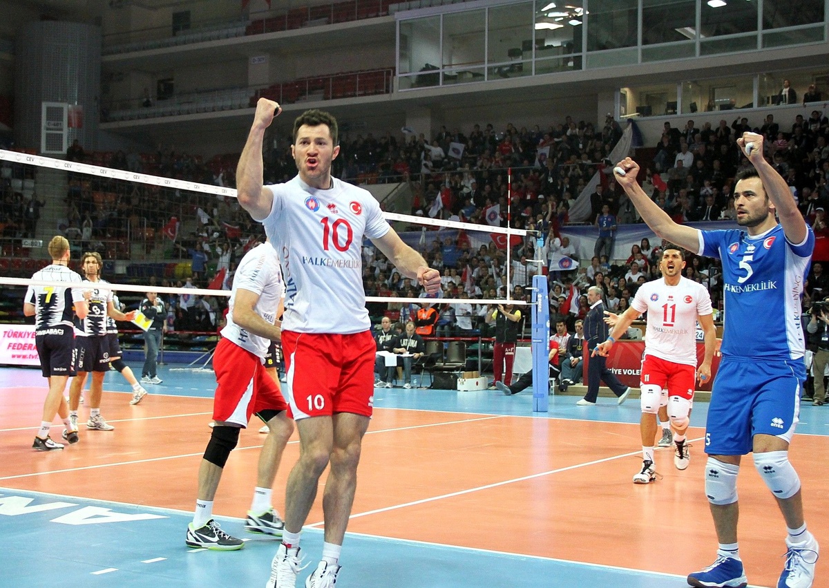 Halkbank, Cev Kupası Finalinde İtalyan Temsilcisi Andreoli Latina\'yı 3-2 Yenerek Avrupa Şampiyonu...