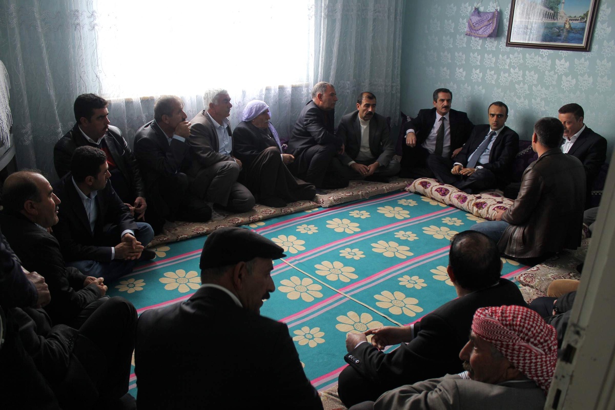 İçten, Köy Muhtarları ile Bir Araya Geldi