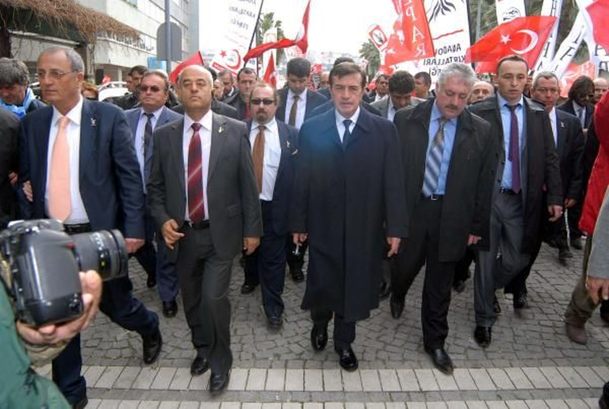 Pamukoğlu\'dan PKK Ele Başına \'Mal\' Benzetmesi
