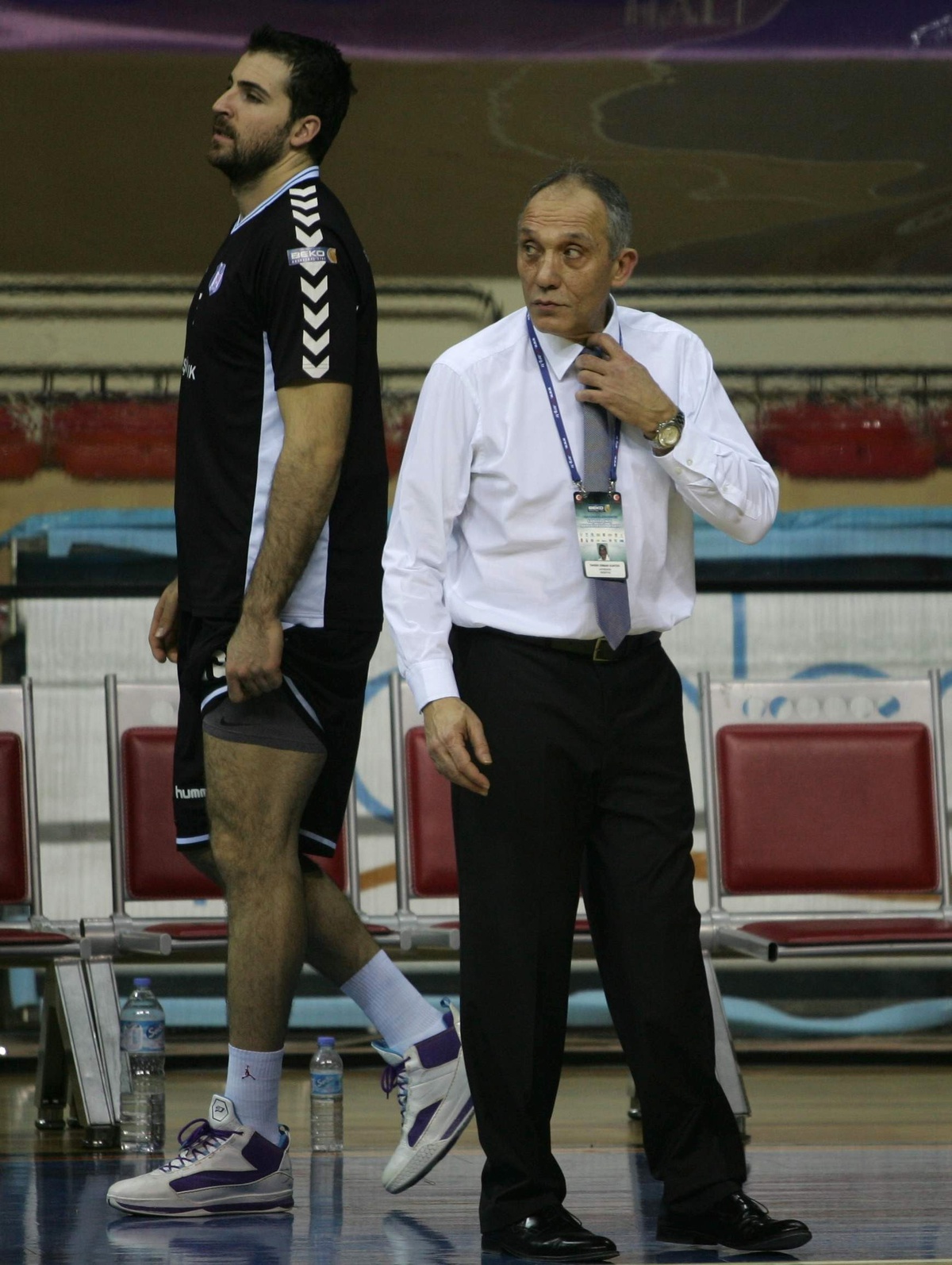 Royal Halı Gaziantep Büyükşehir Belediyesi, Beşiktaş\'ı Devirdi
