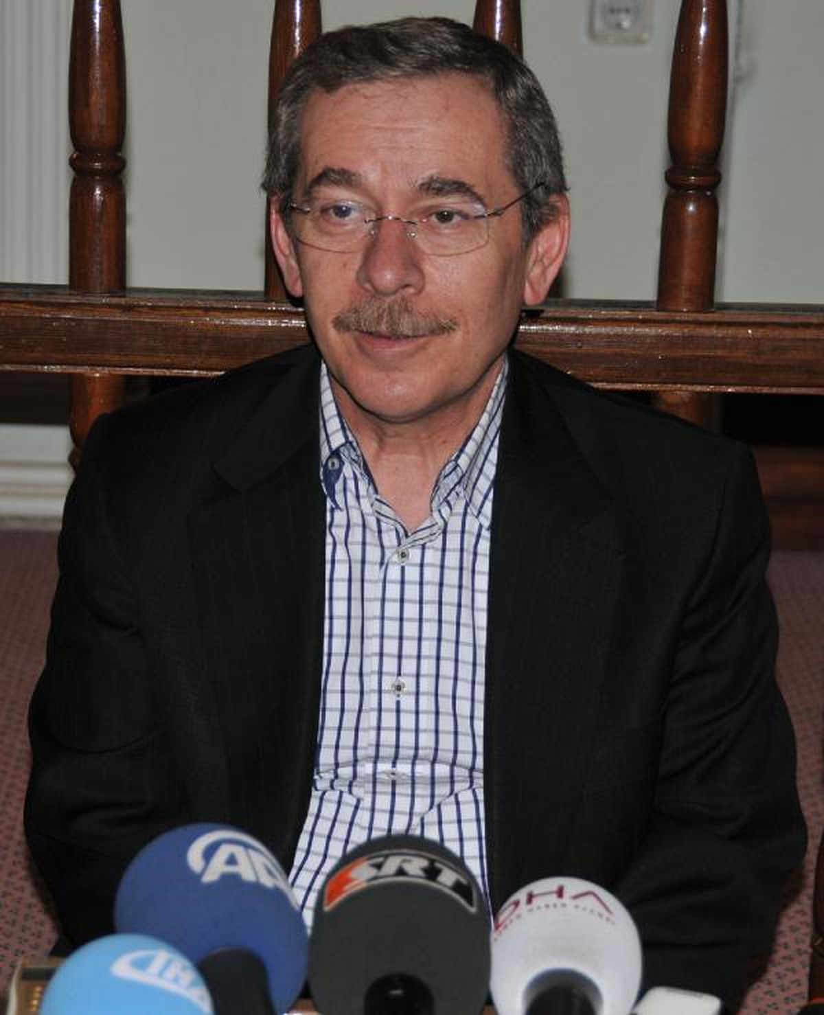 Şener, \'İmralı, Cumhurbaşkanlığı Köşkü\'nden Daha Fazla Basının Odak Merkezi Haline Dönüşmüştür\'