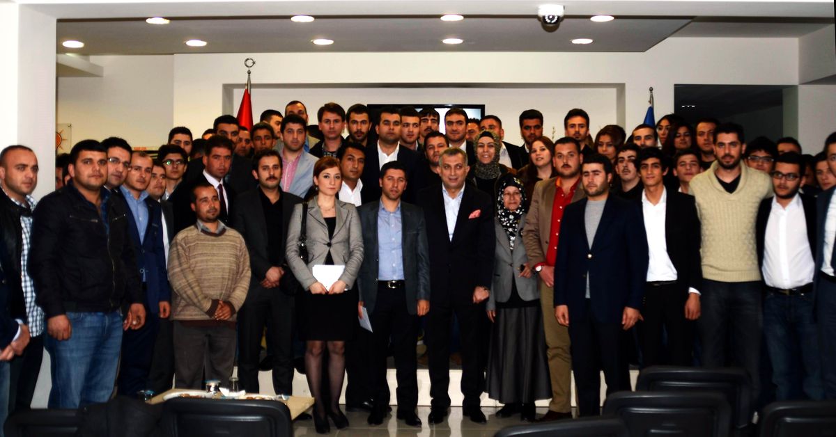 AK Parti\'li Külünk Siyasetin Sırrını Anlattı