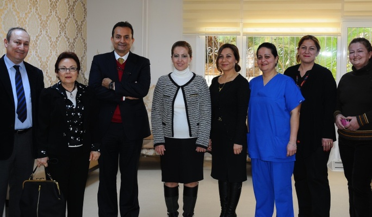 Alzheimer\'a Karşı El Ele Verdiler