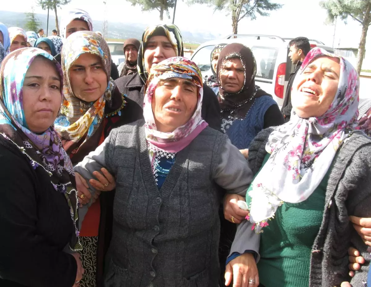 Arkadaşı Tarafından Öldürülen Asker Toprağa Verildi