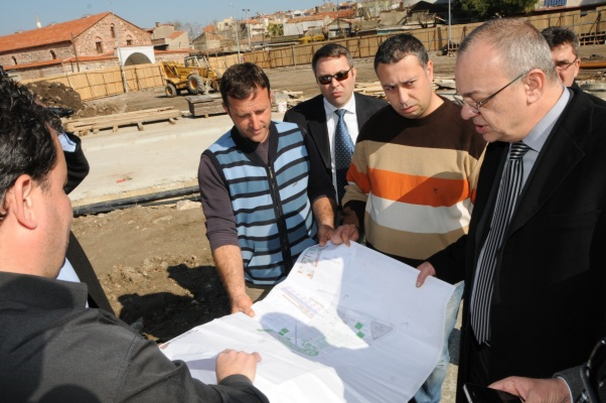 Bedesten Meydanı\'nda Çalışmalar Hızlandı