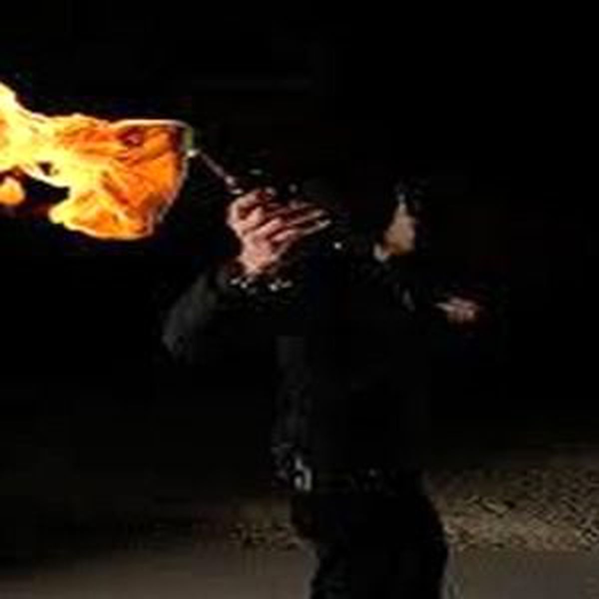 Beyoğlu\'nda Molotoflu Saldırı