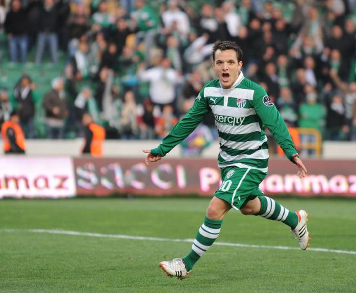 Bursaspor\'da 10\'un Adı Batalla