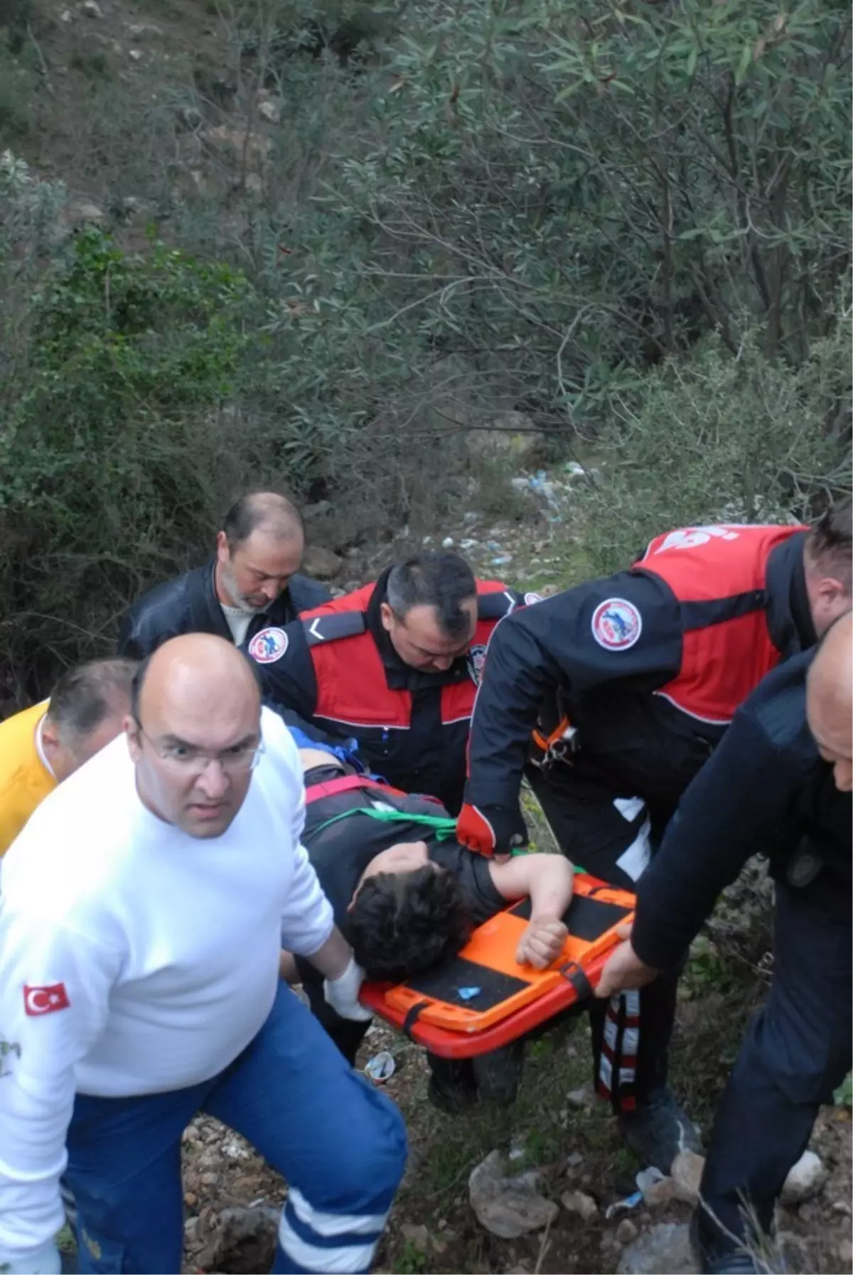 Fethiye de Alkollü Kadın Polise Zor Anlar Yaşattı