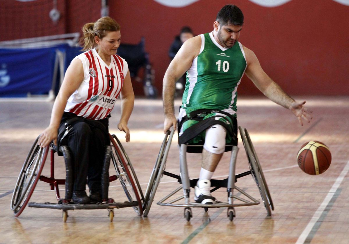 Genç Aybesk Play-Off\'lara Katılmayı Garantiledi