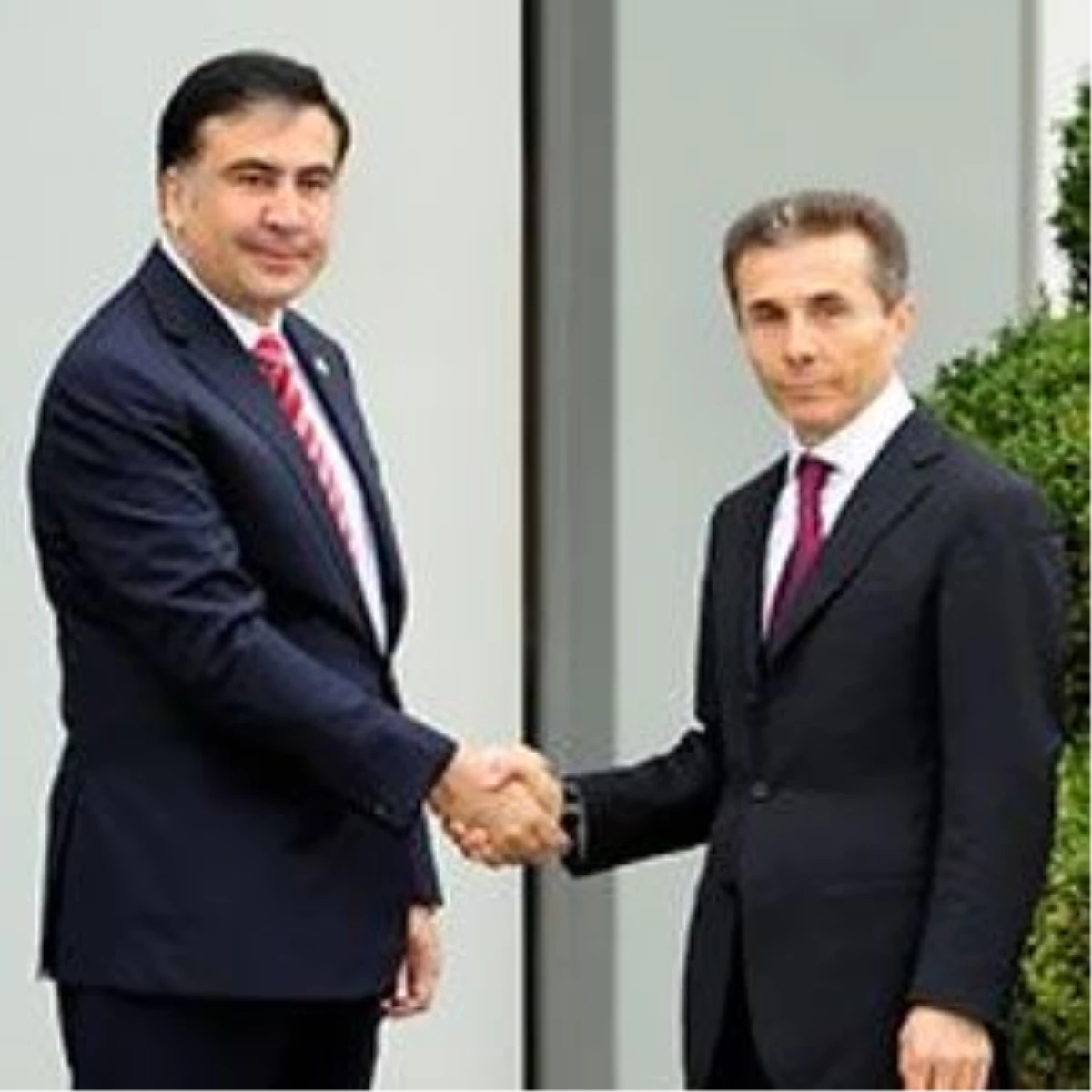 Gürcistan\'da Cumhurbaşkanı ile Başbakan Buluştu