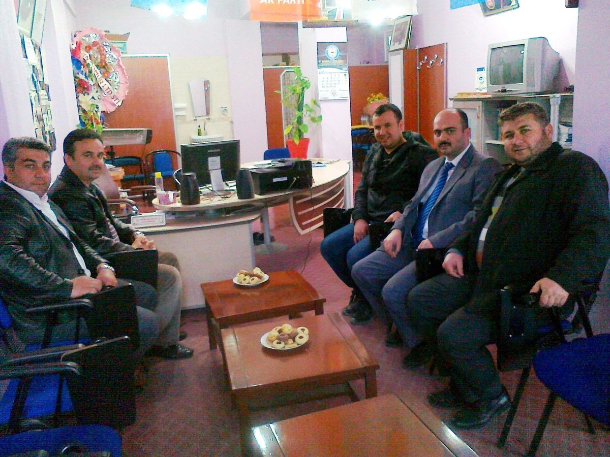 İhl Okul Aile Birliği Başkanı AK Parti İlçe Başkanı\'nı Ziyaret Etti